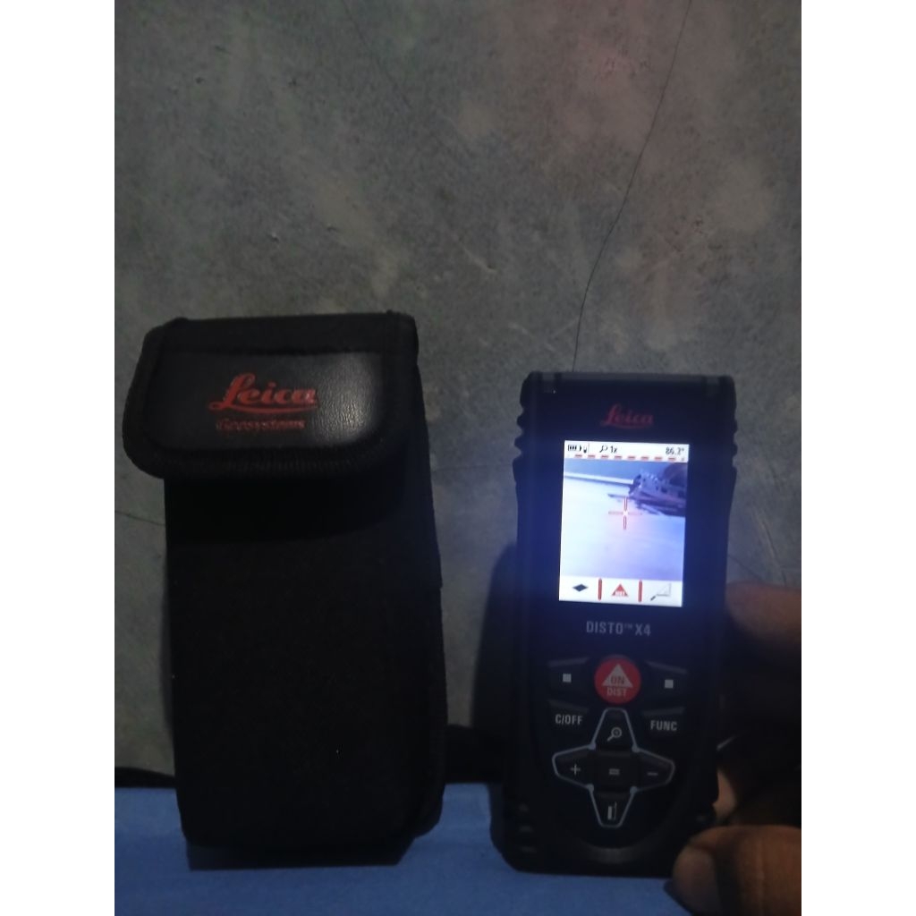 LASER LEICA DISTO X4