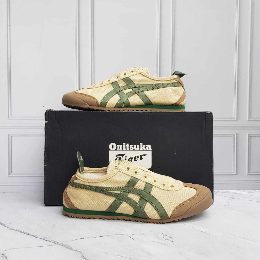onitsuka slip on