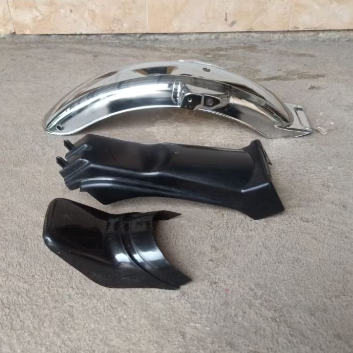 spakbor belakang gl100 impor set sambungan kolong plastik set buntut