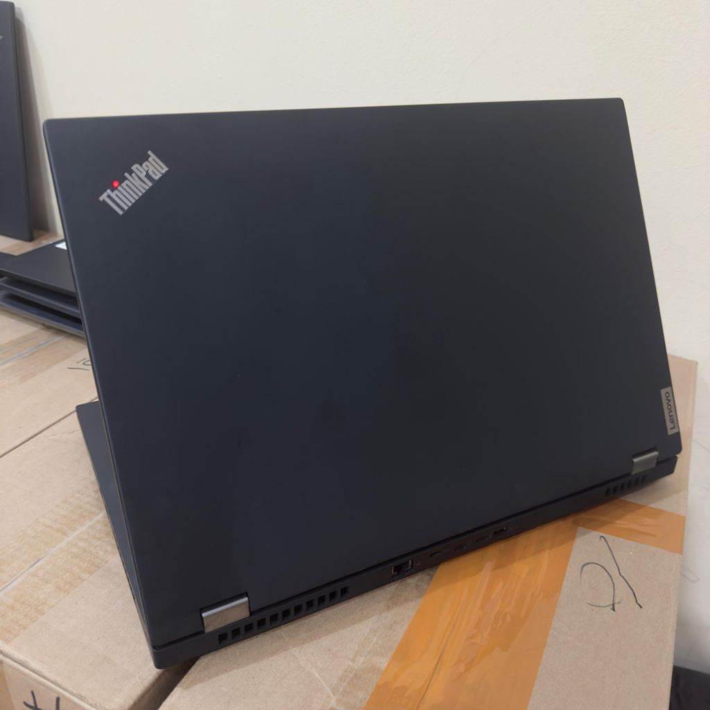 LAPTOP LENOVO THINKPAD P17 G1 INTEL XEON W-10855M 2.80GHZ RAM 32GB SSD 512GB VGA QUADRO RTX 5000 16G