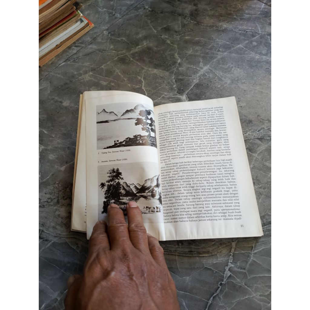 strategi kebudayaan-prof.dr.c.a.van peursen-C3