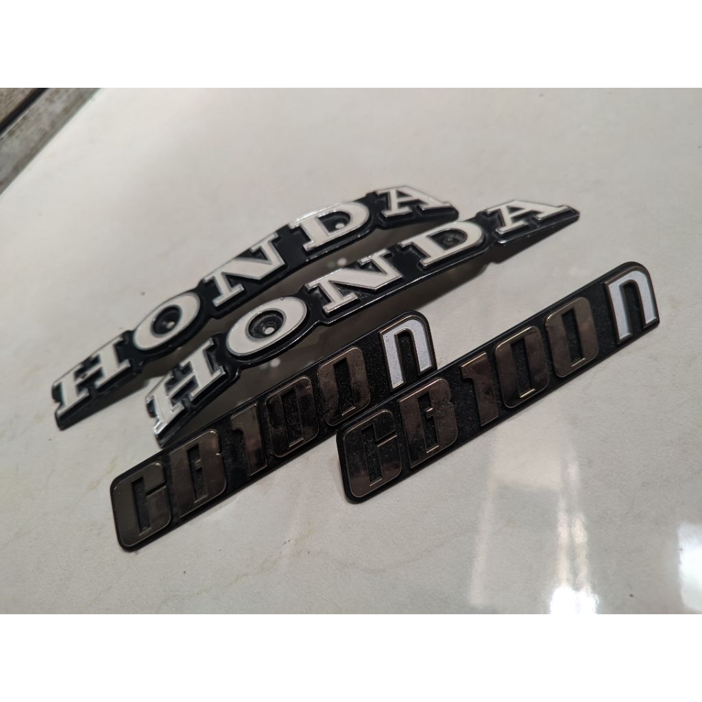 emblem tangki Cb100 K5 & tempong cb100n original baru