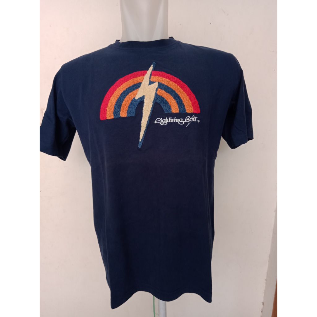 kaos lightning bolt preloved