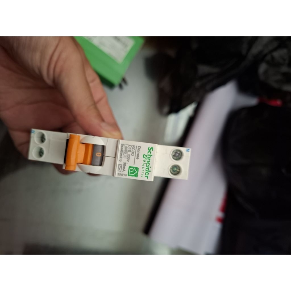 RCBO 2P 10A Domae Slim Schneider