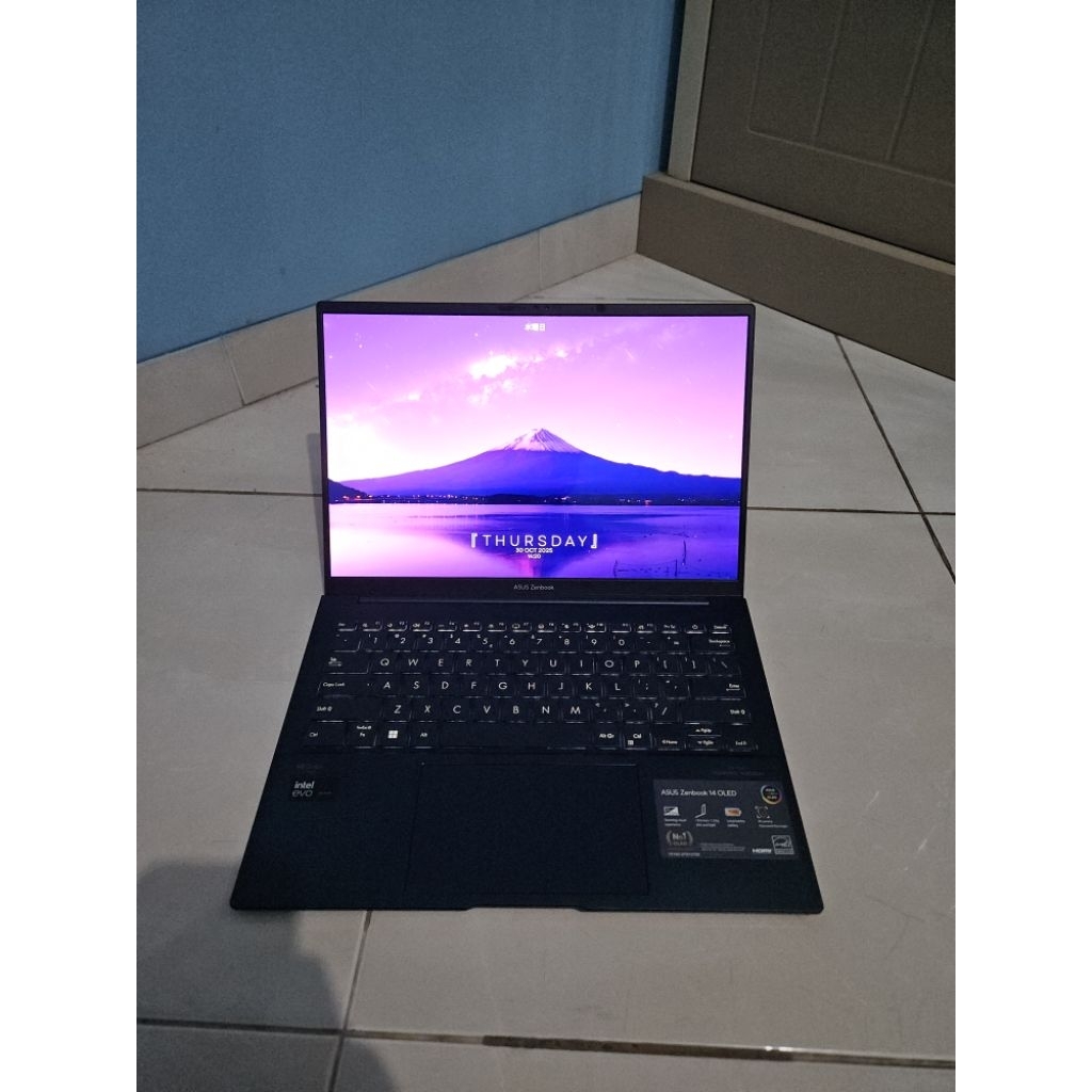 Laptop Asus Zenbook 14 OLED UX3405MA Intel Core Ultra 7 155H 32GB DDR5 RAM 1TB SSD Bekas Mulus