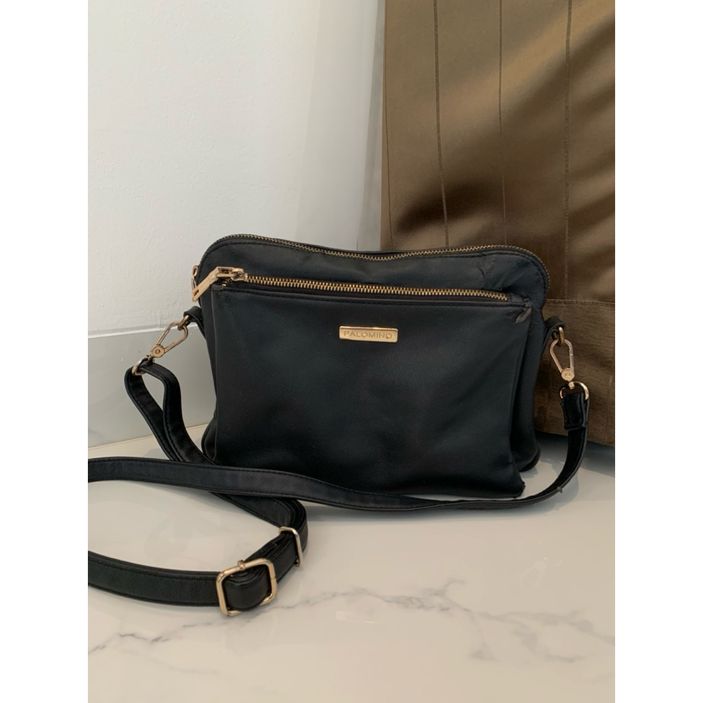 tas selempang/slingbag hitam palomino