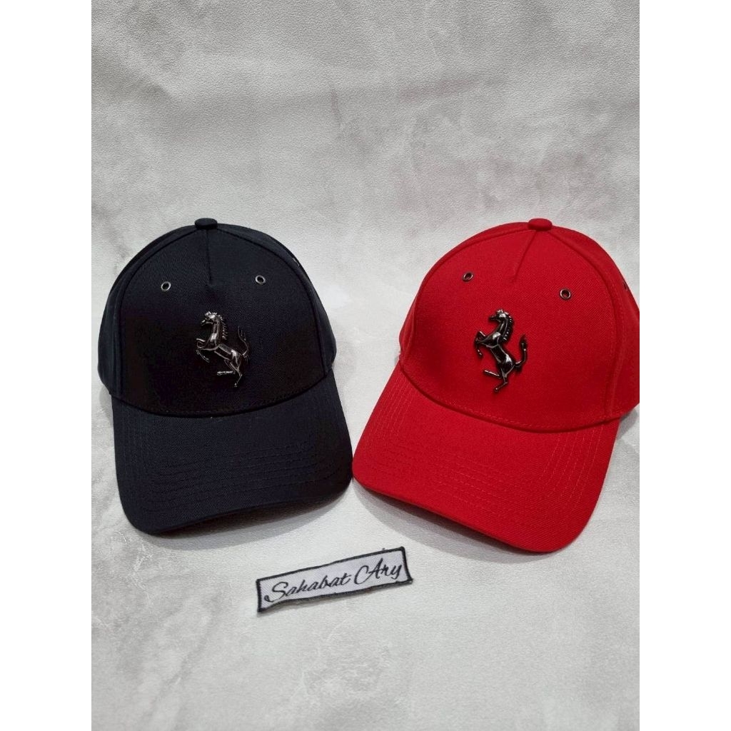 Topi Baseball Ferrari Logo Metal