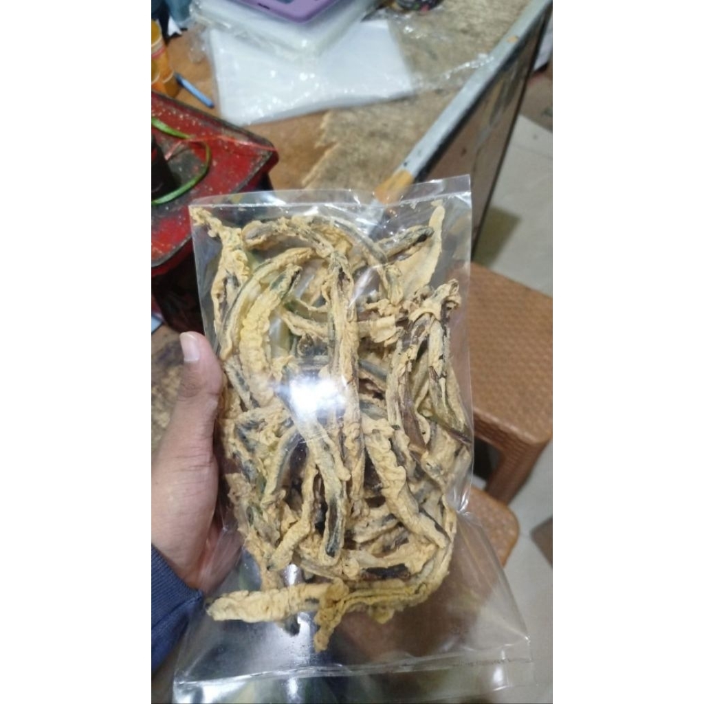 kripik belut