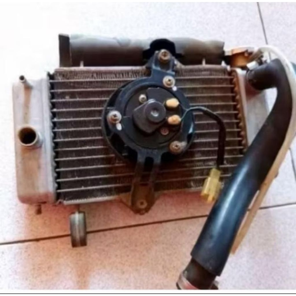 RADIATOR VIXION OLD +KIPAS (ORIGINAL COPOTAN)