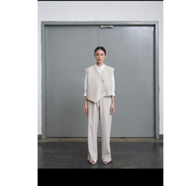 Preloved Jedda Official vest size M