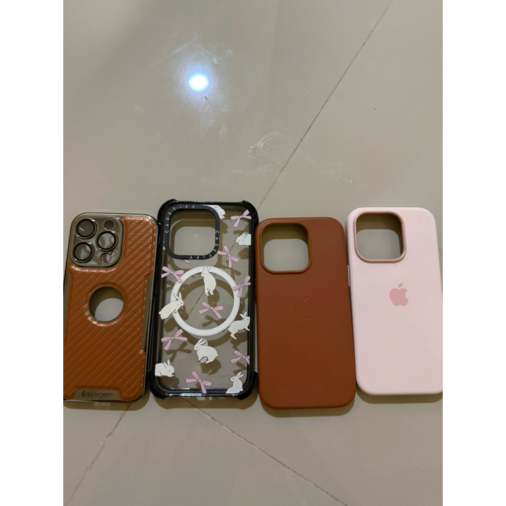 PRELOVED CASE IPHONE 15PRO