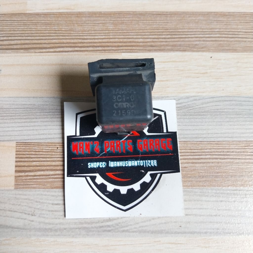 RILAY RELAY OMRON RELAY KIPAS RADIATOR STATER (VIXION / MX KING/ MX NEW / XABRE) ORIGINAL COPOTAN SE