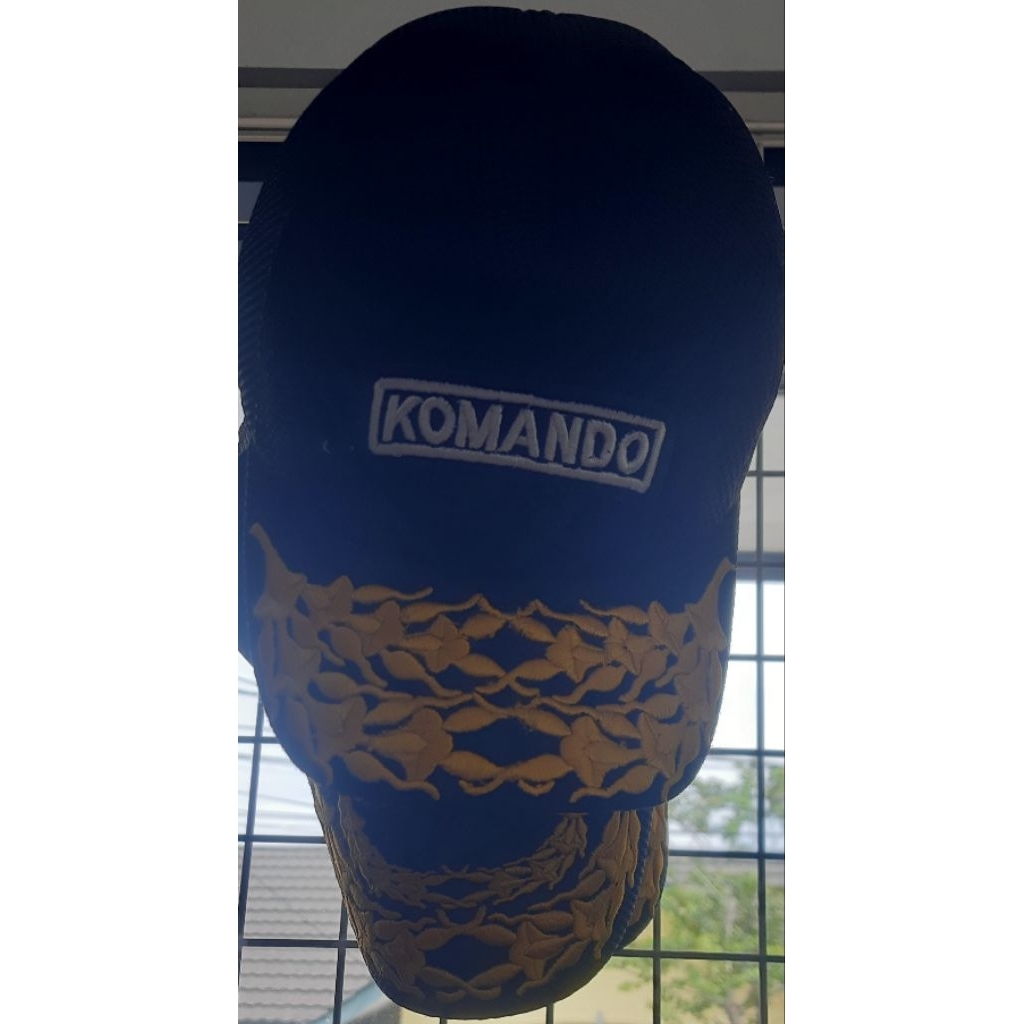 topi komando PATI