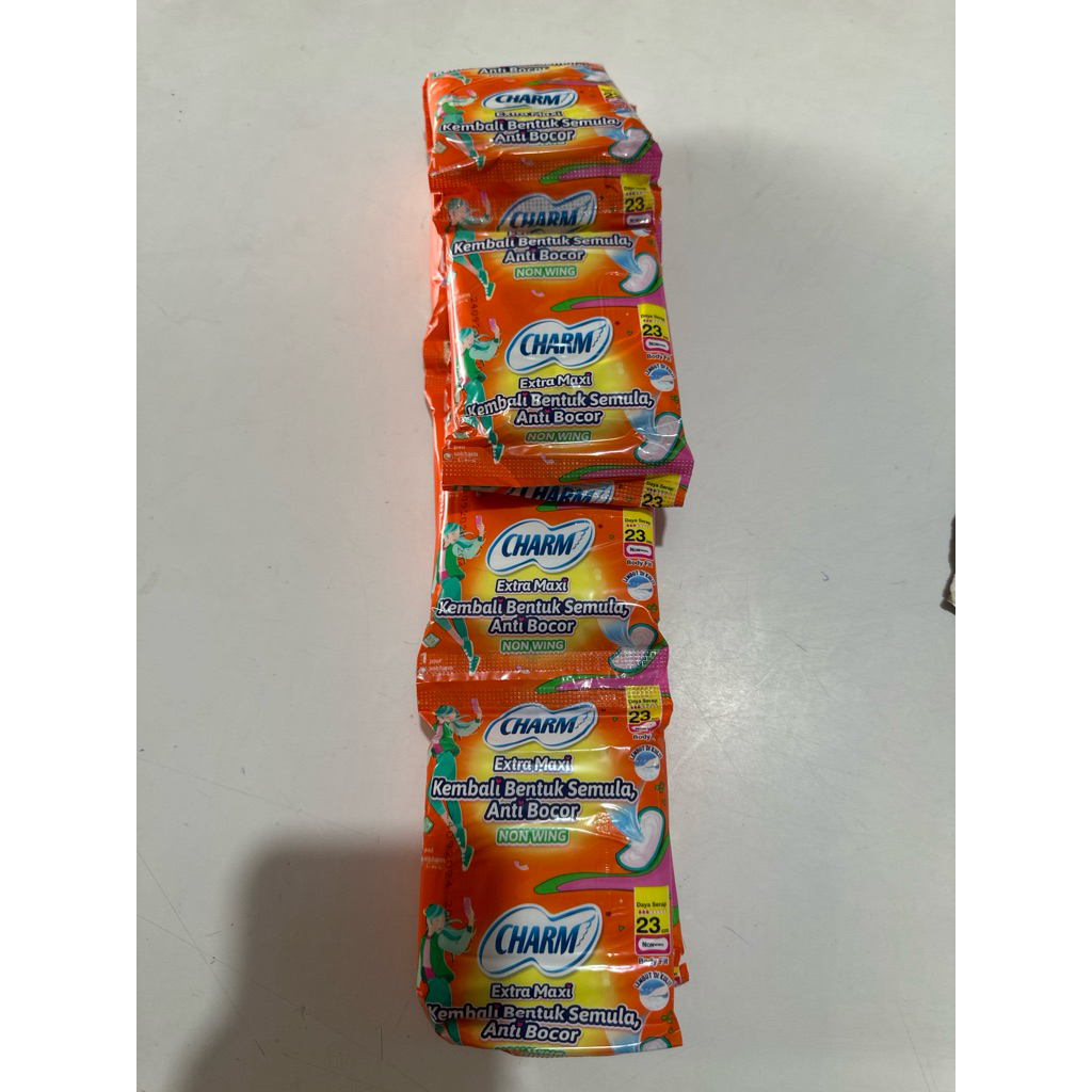 charm non wing sachet isi 10
