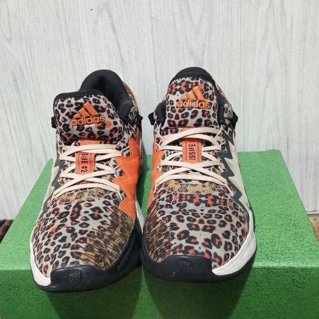 PRELOVE SEPATU BASKET DON ISSUE 2 SIZE 45 SECOND