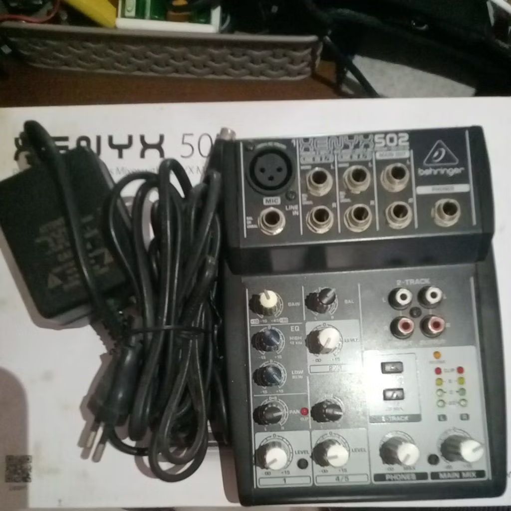 Mixer behringer XENYX 502 asli bekas rasa baru original