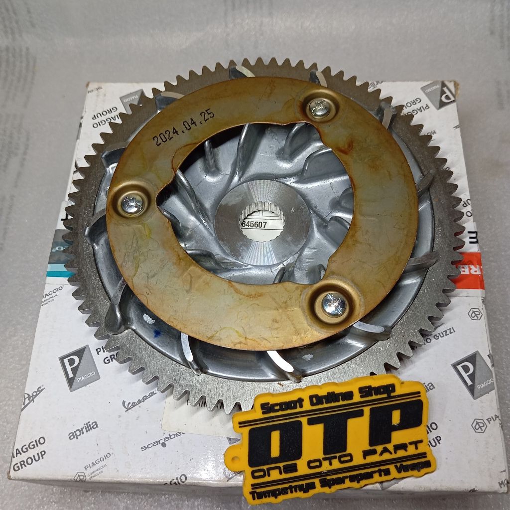 Flywheel Pulley Depan Vespa Matic LX S 2V