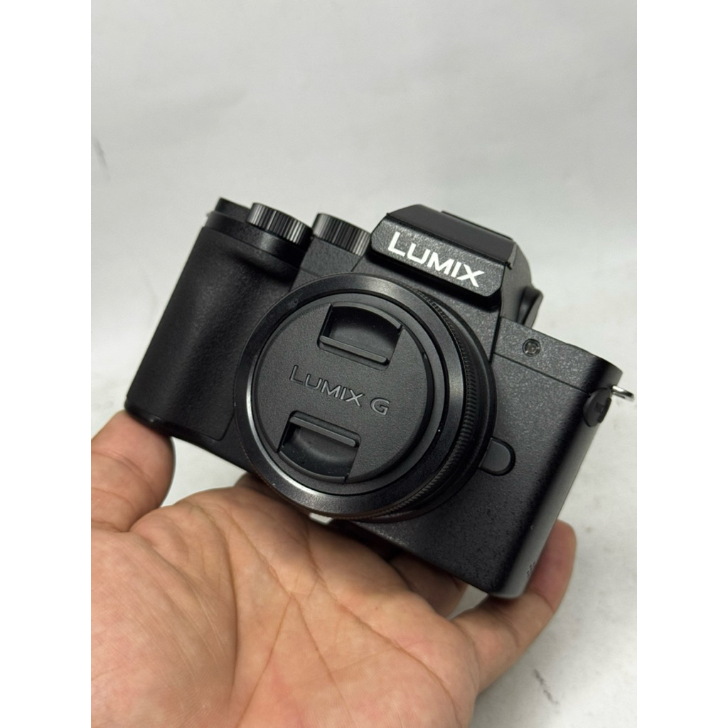 Lumix G100 Lensa Kit Like New