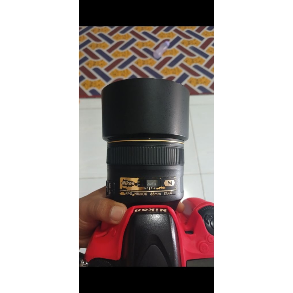 lensa nikon 85mm 1.4 nano