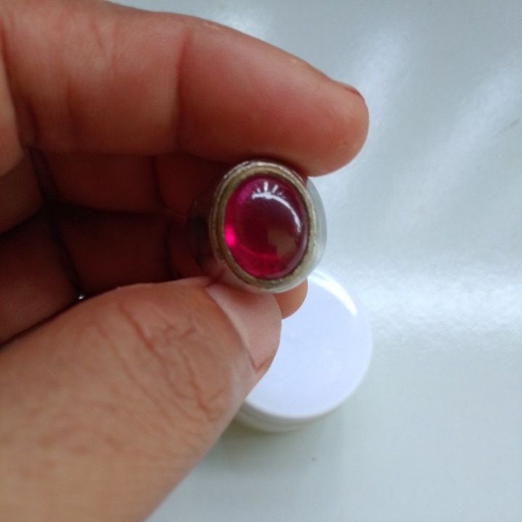 cincin batu merah siam