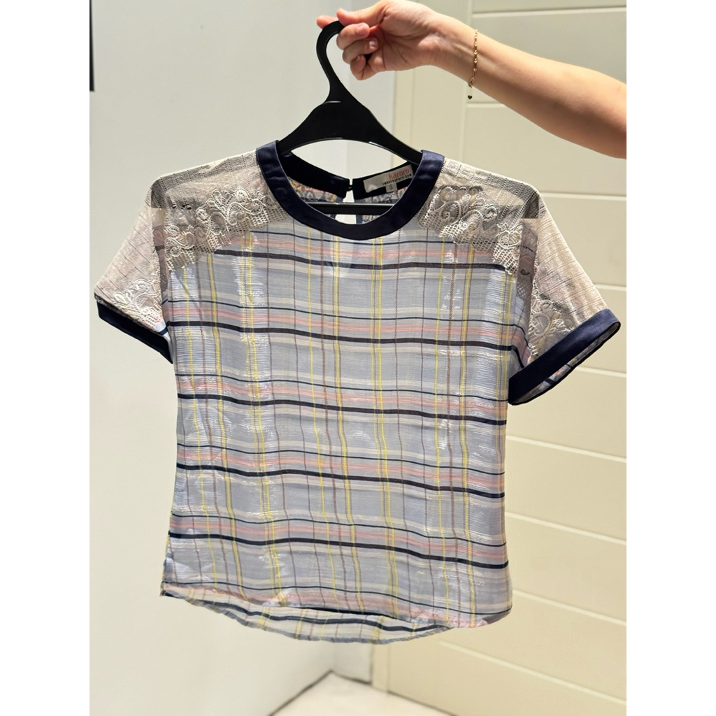 Karoro Blouse Top Atasan Wanita Checkered (Preloved defect)