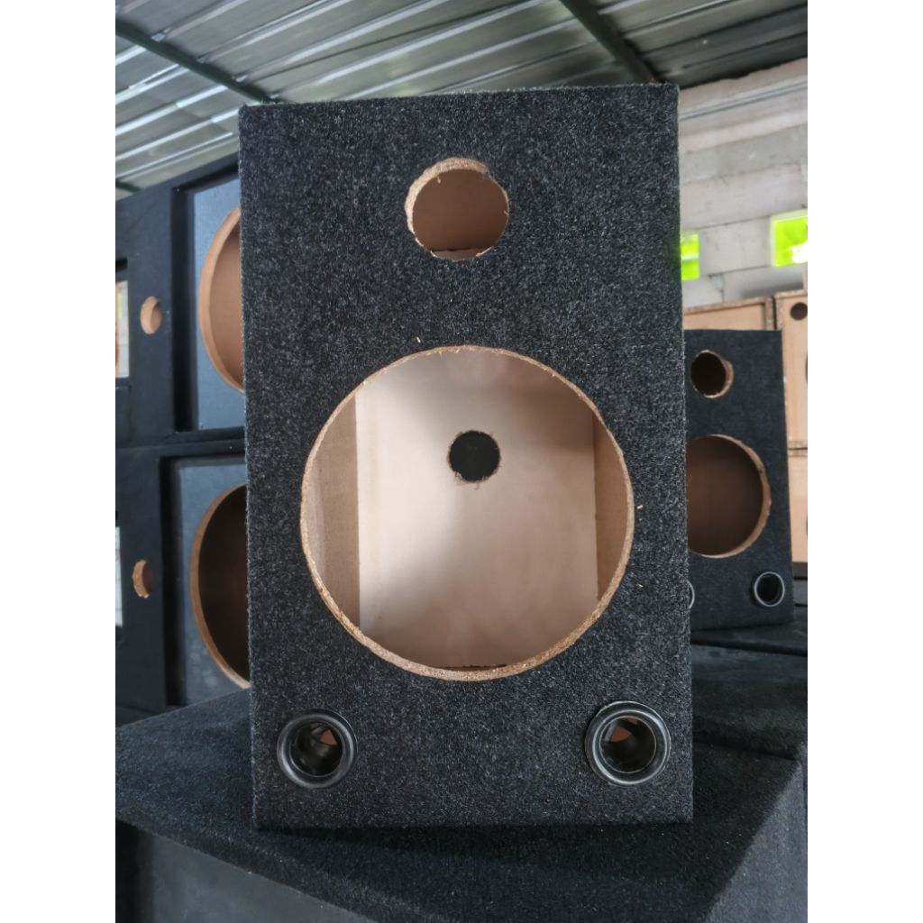 BOX SPEAKER 8 INCH DAN TWITTER