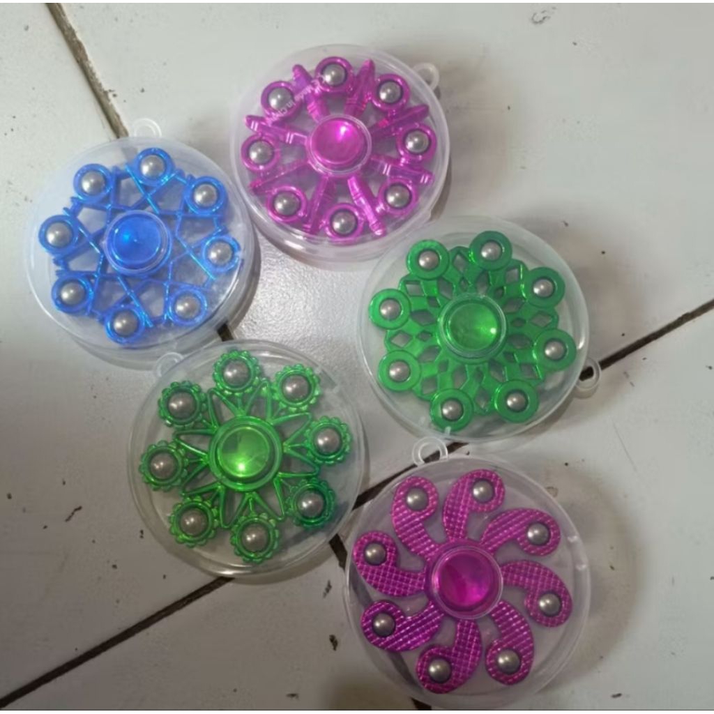 Mainan Fidget Spinner Besi Metalik