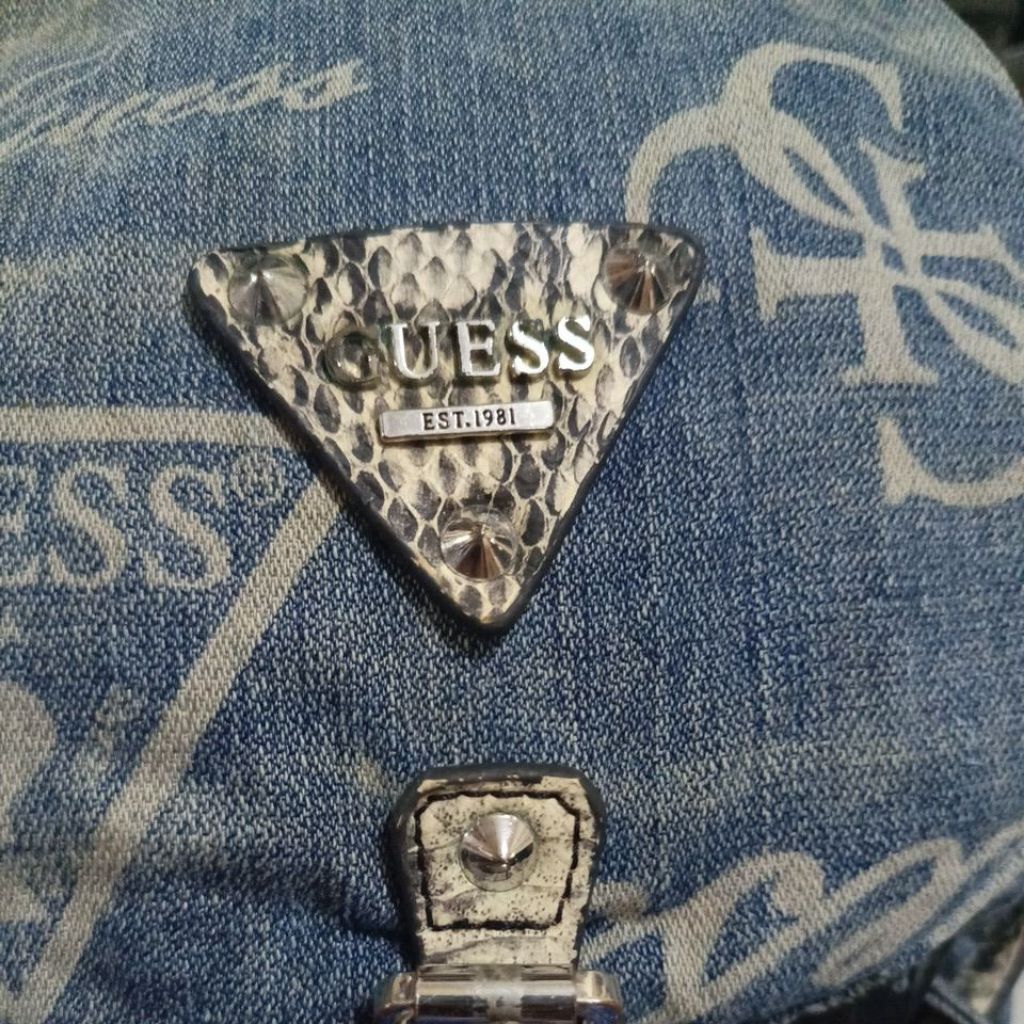 tas bahan jeans guess