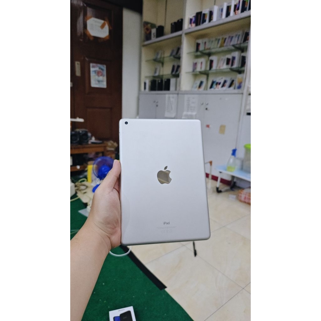 Ipad 6 9.7 inch wifi only 32 128 gb Second Nominus Siap Lembur