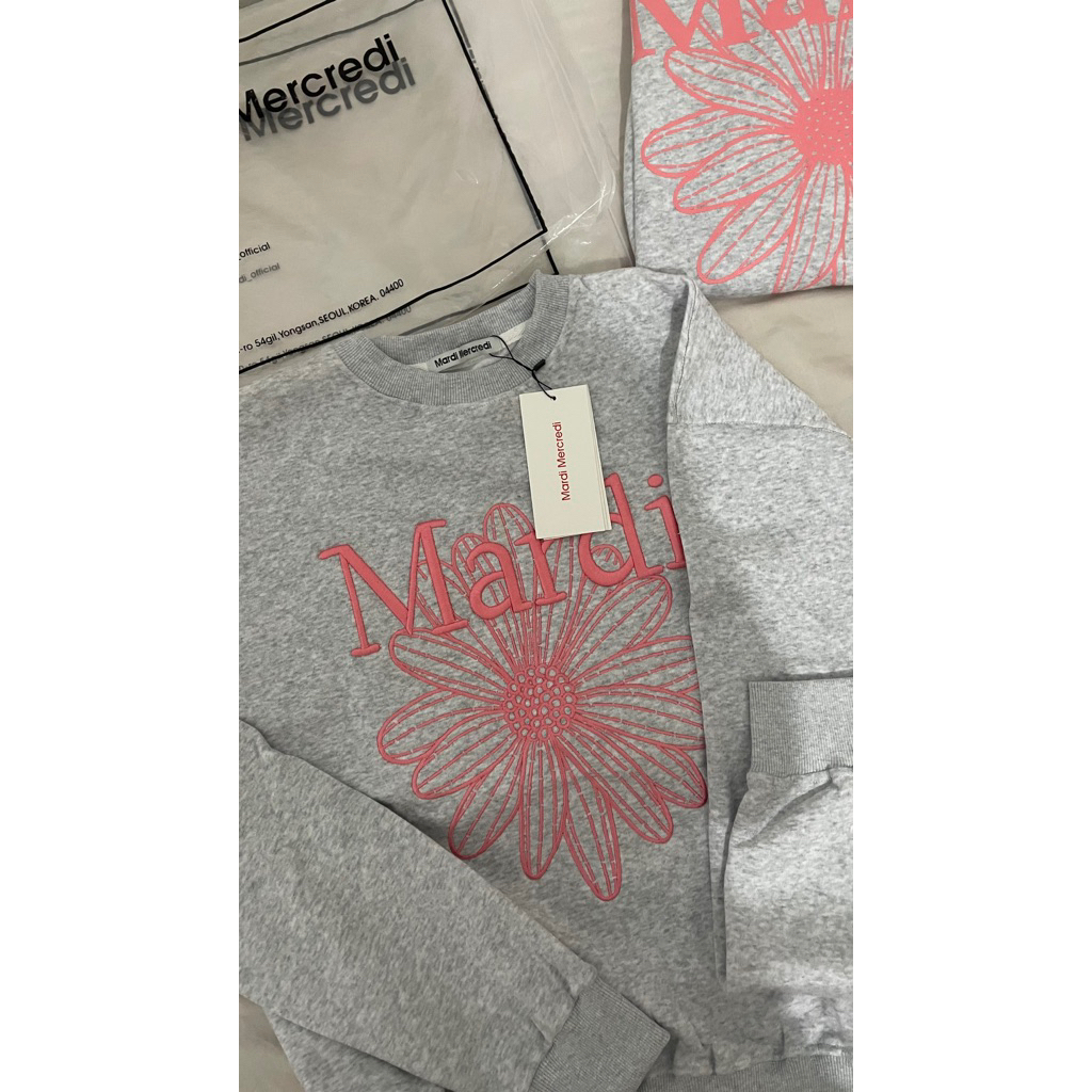 crewneck mardi grey