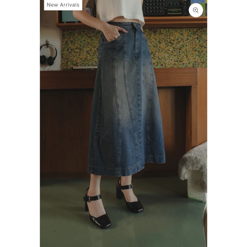 MAVEN Seren skirt denim in fudge Preloved
