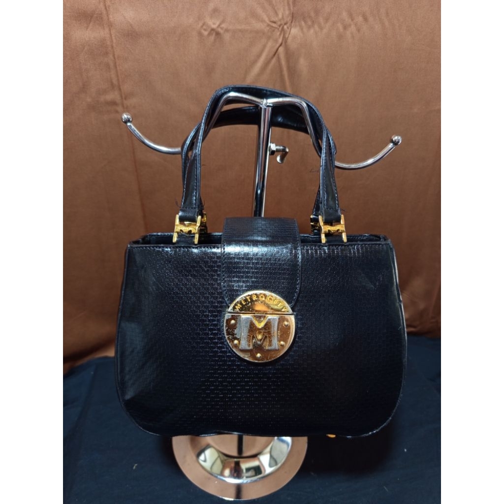 Hand Bag Metrocity Italy Kulit Asli second ori