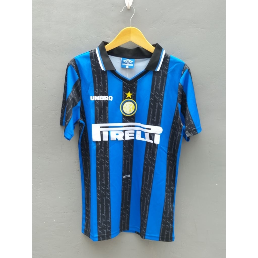 JERSEY INTER MILAN HOME RETRO MUSIM 1997/1998 GRADE ORI