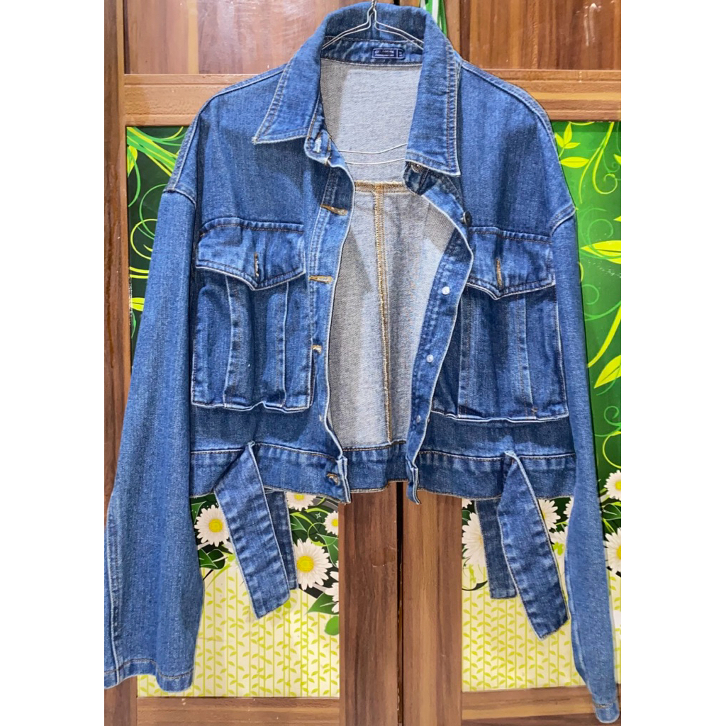 PRELOVED jacket jeans / jacket crop warna denim colorbox ukuran M | jacket unisex pria wanita