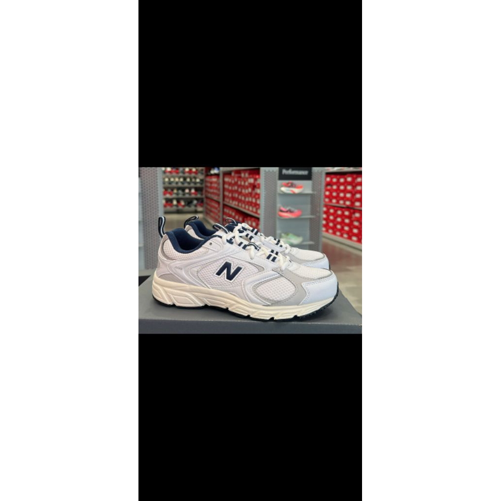 PRELOVED SEPATU NB 408 sz 42