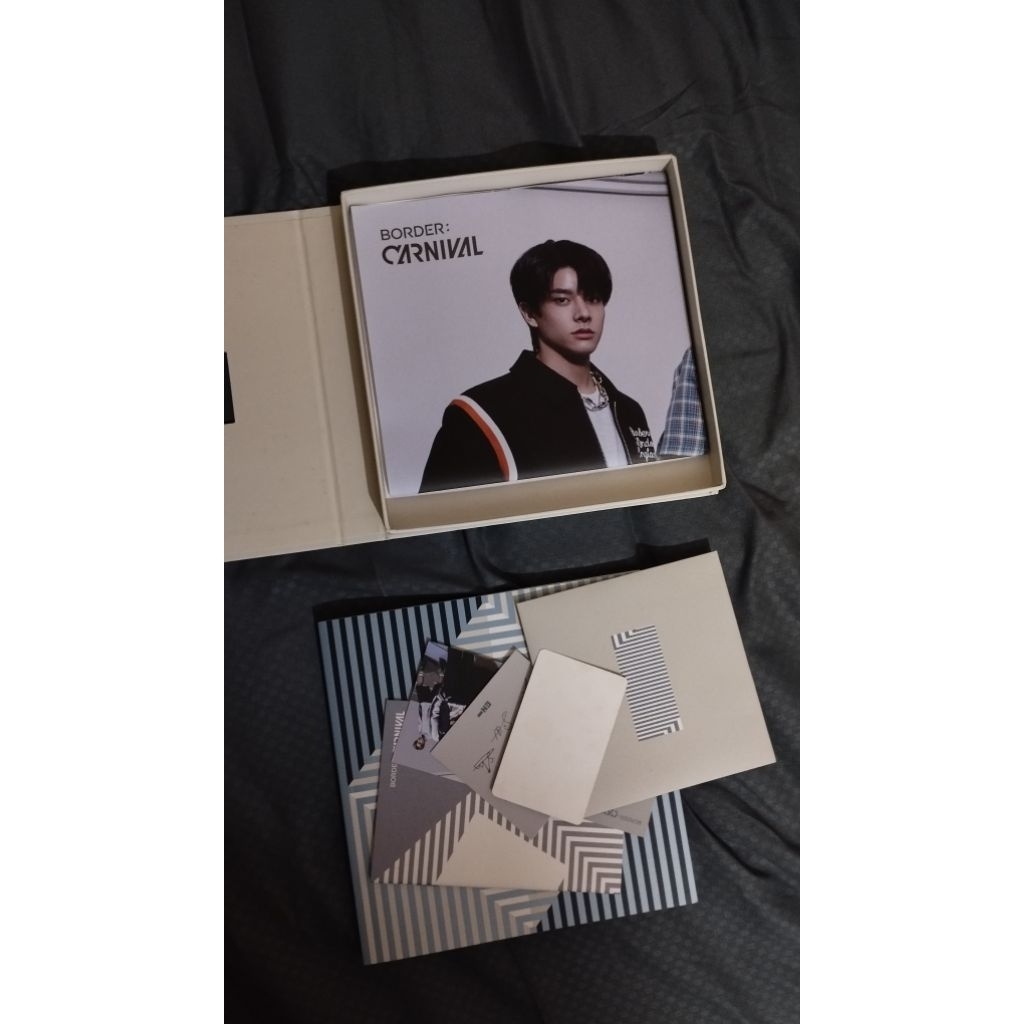 Album ENHYPEN Official Unsealed