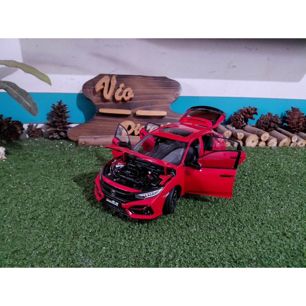 Diecast Miniatur Honda Civic Hatchback skala 1:18