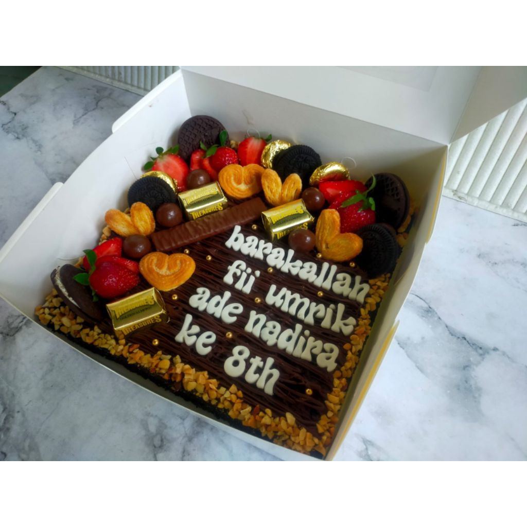 Fudgy Brownies ulang tahun /Fudgy Brownies / brownies sekat 20*20cm