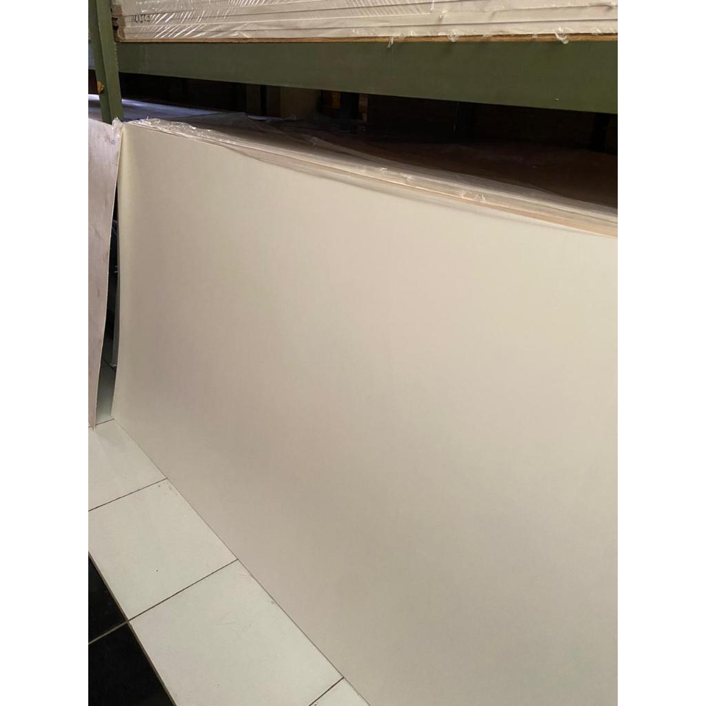 TRIPLEK MELAMINTO 3mm DOFF/KILAP 1 SISI Premium Grade Furniture Halus