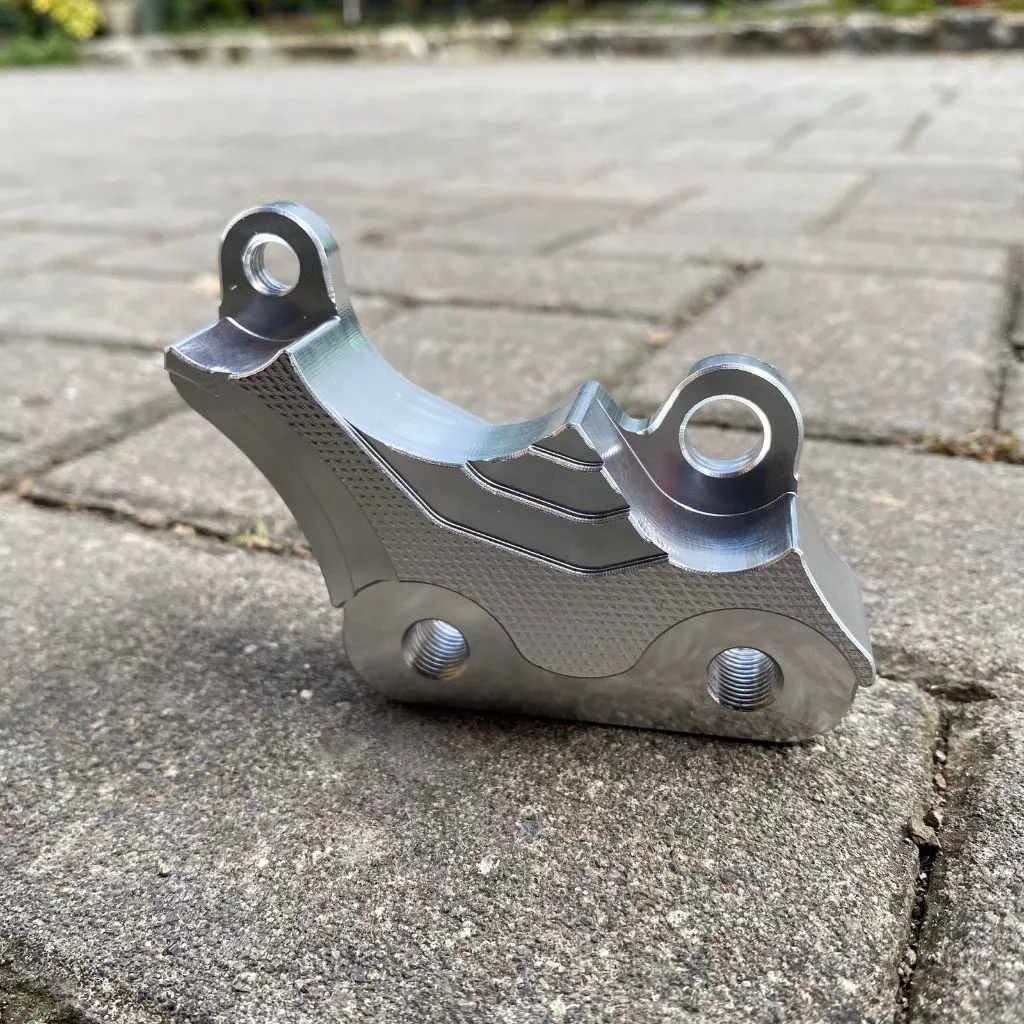 BREKET CALIPER NISSIN 2P RX KING OLD RXS RX SPESIAL PIRINGAN 300MM DURALIUM CNC BREKET CALIPER NISSI