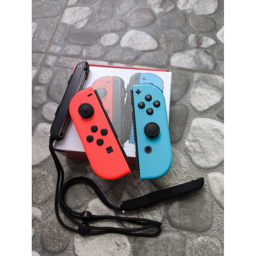 JOYCON SECOND NINTENDO SWITCH V1 V2 OLED NEON RED DAN NEON BLUE SECOND LIKE NEW