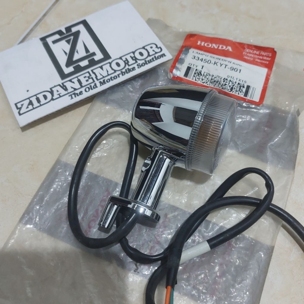 lampu tangan sein sen depan kiri honda scoopy karbu original baru 33450-KYT-901