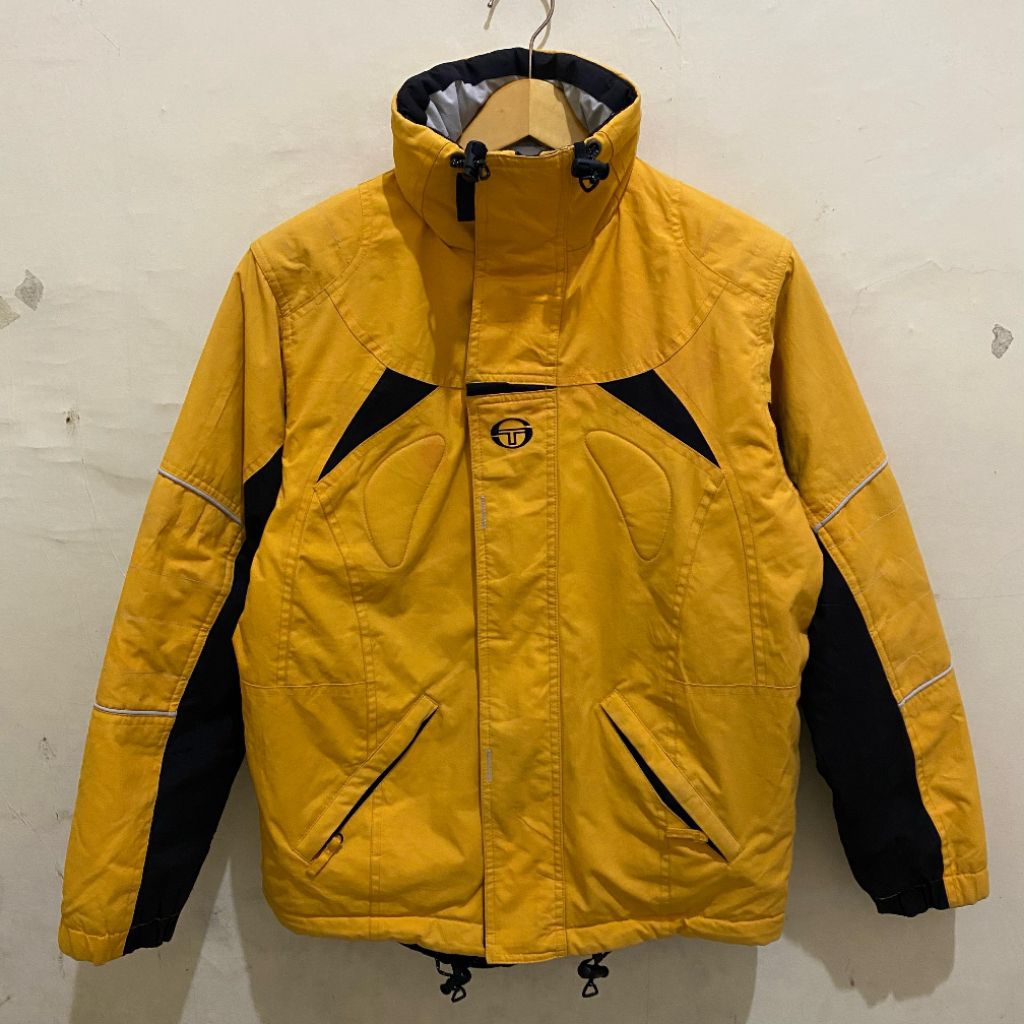 Rare item Sergio Tacchini outdoor bulang casual jacket vintage original second Bekas murah, jual Ser