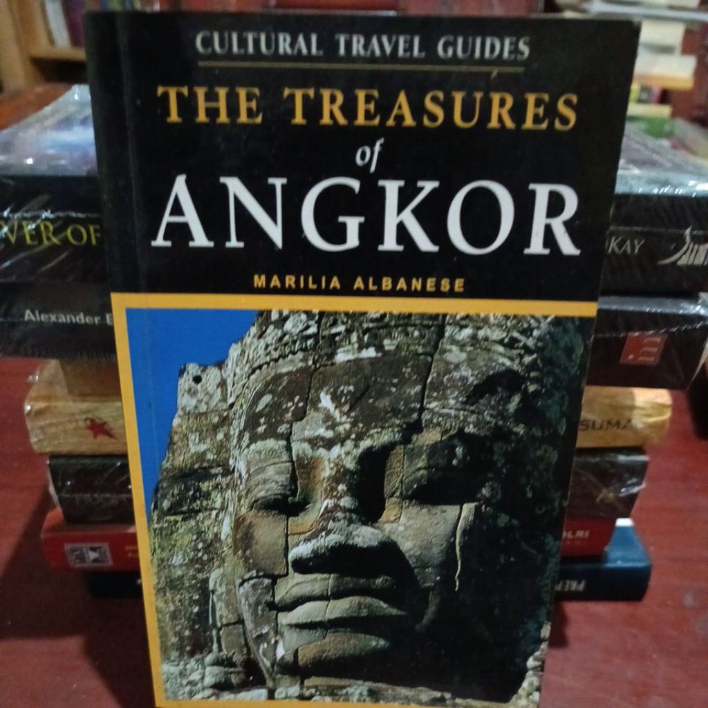 CULTURAL TRAVEL GUIDES THE TREASURES OF ANGKOR