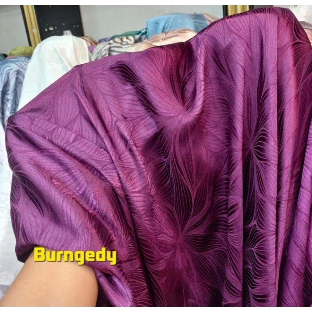 Promo!!Cod Bahan kain Armany silk/kain silky Armany//kebaya wanita mewah (Harga tertera 0.5 Meter)