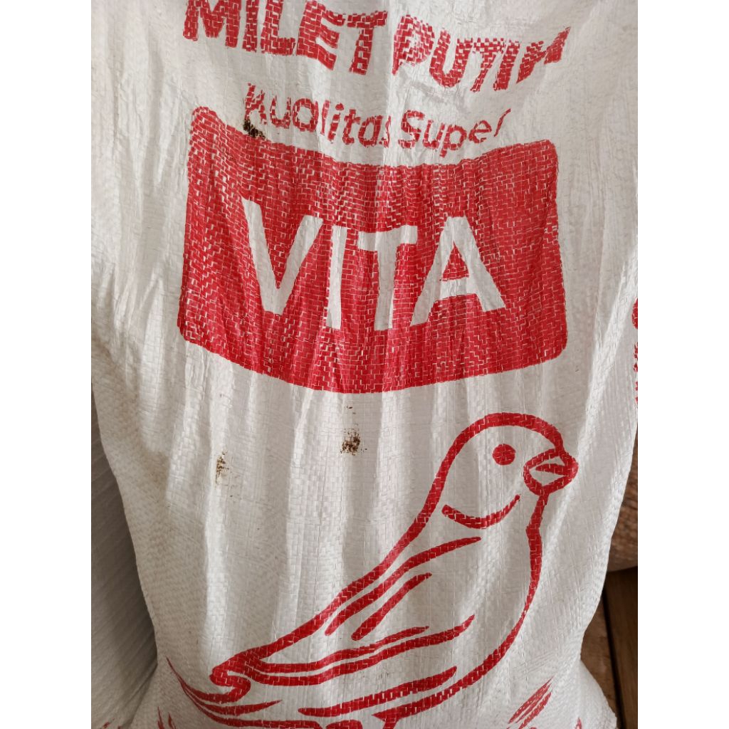( 25 Kg ) Milet Putih. Vita
