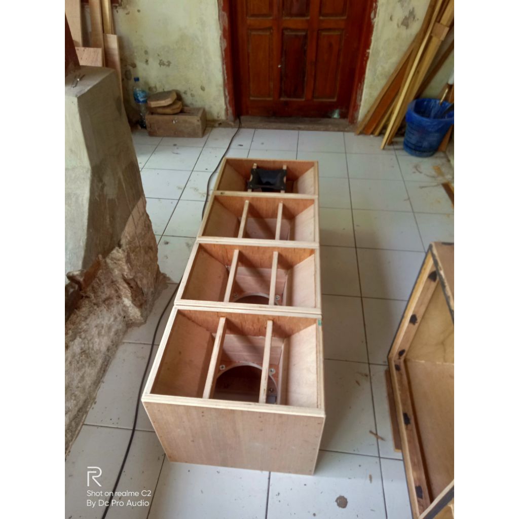 BOX SPEAKER MID-TULOP 8 INCH