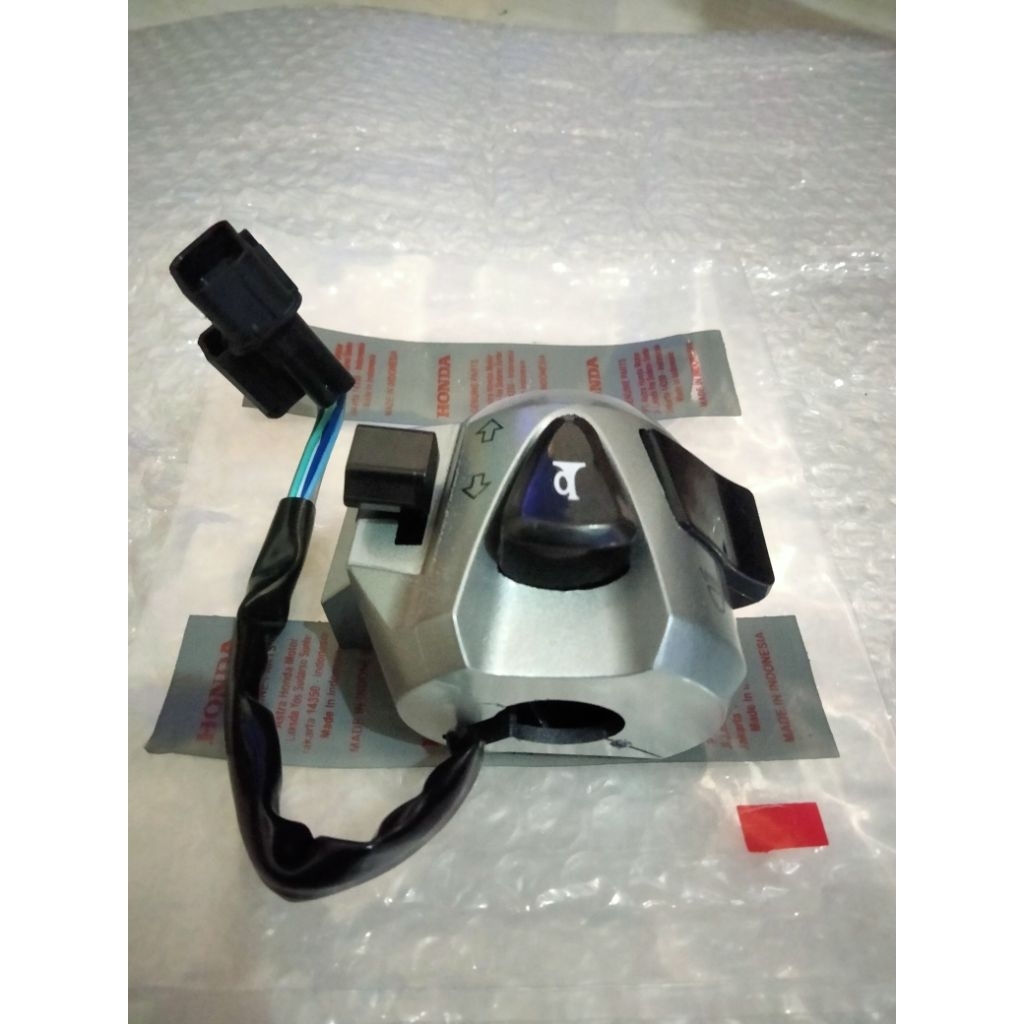 HOLDER KIRI K2F SCOOPY 2020-2025 Scoopy new k2f
