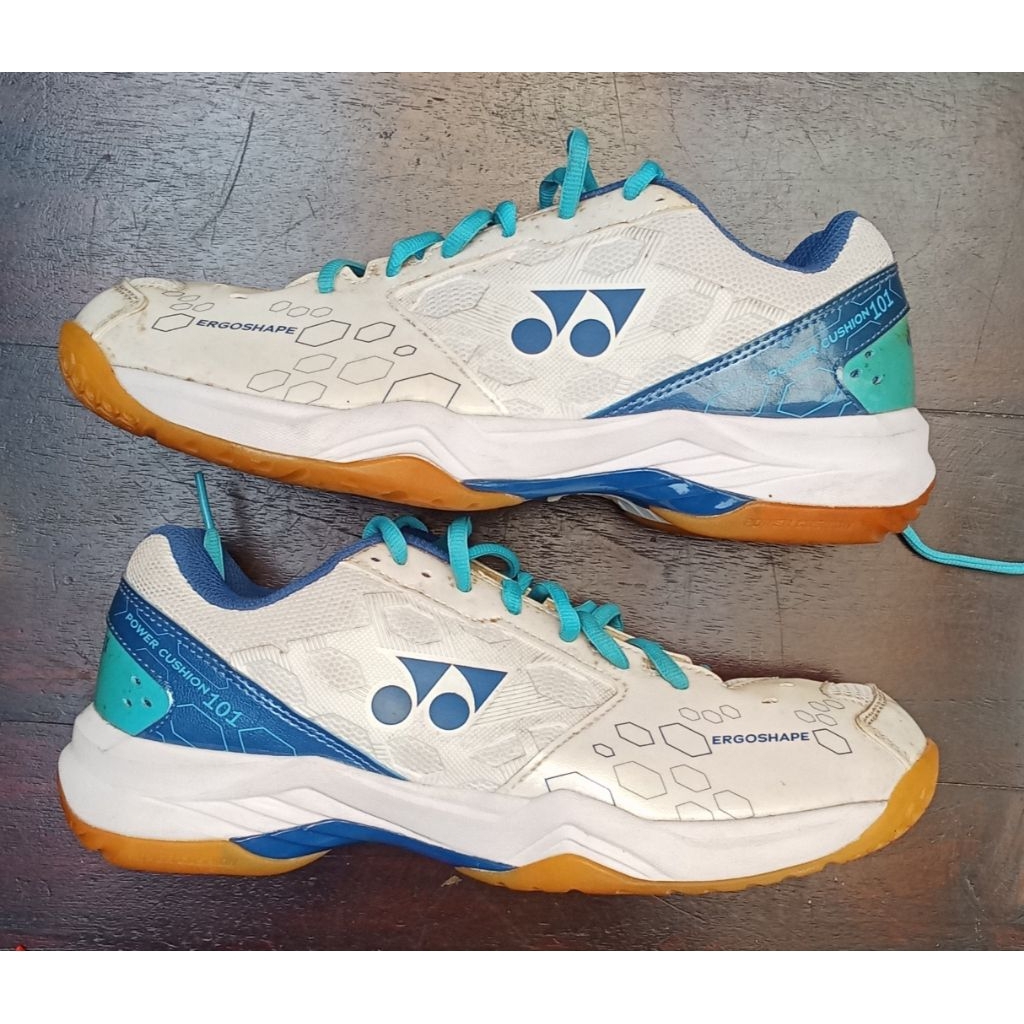 YonexPowerCushion101