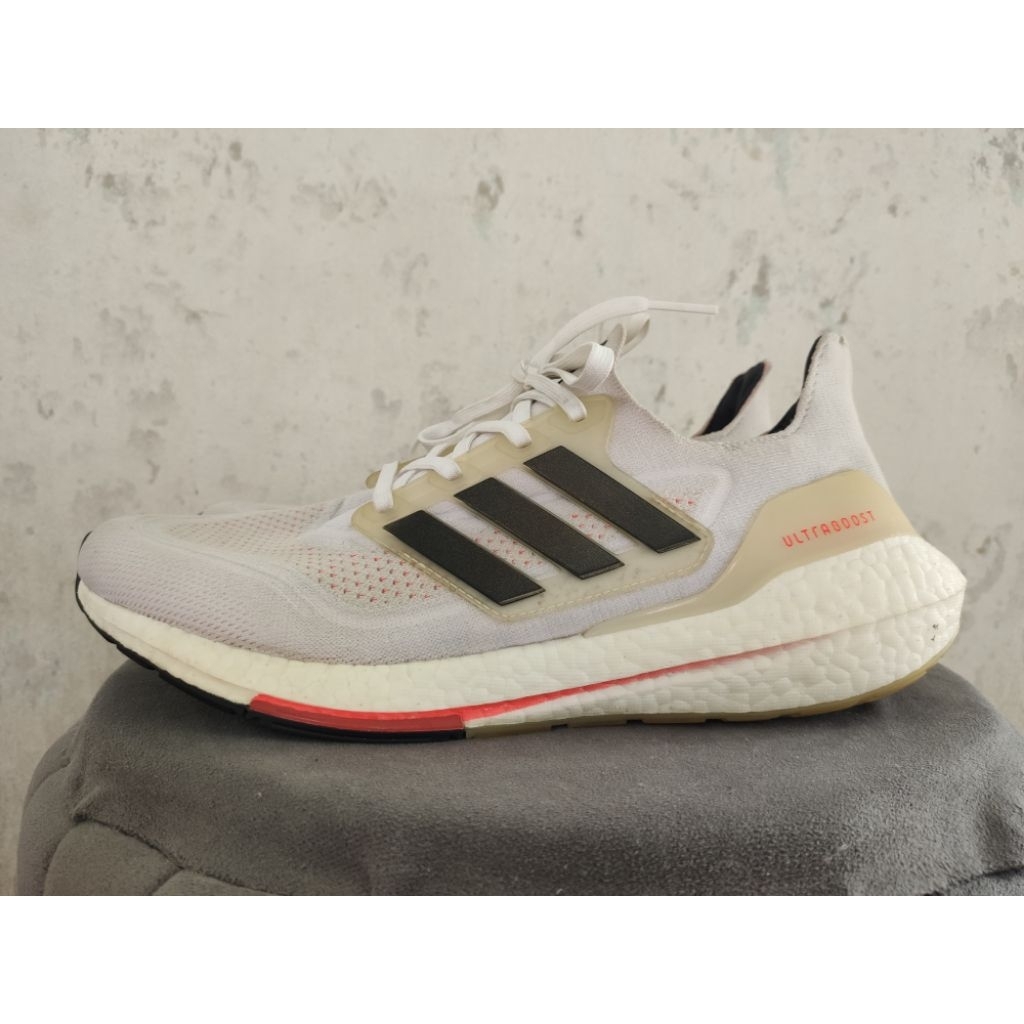 Adidas Ultraboost 21